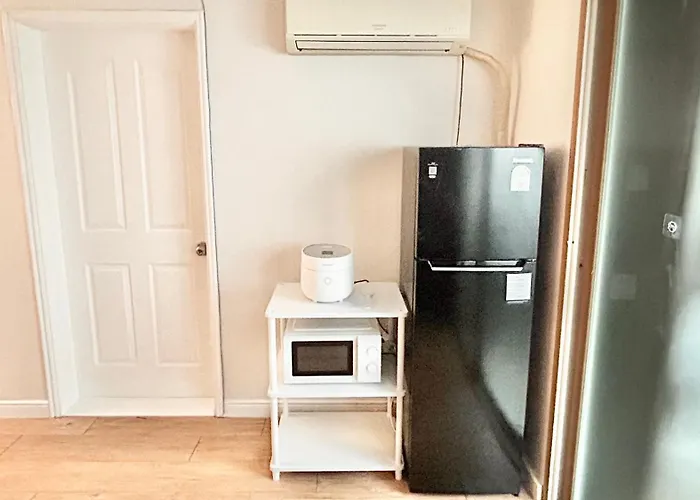 Stayraon, White & Cozy Space Near Yeoksam Station *
